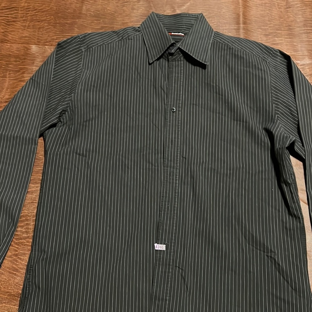 Men’s extra large, long sleeve, black and white pinstripe shirt